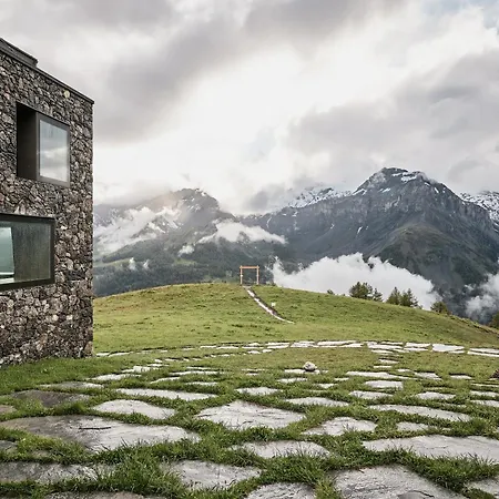 Chetzeron Mountain Boutique 4* Crans-Montana
