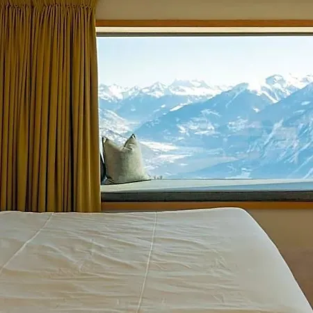 Chetzeron Mountain Hotel