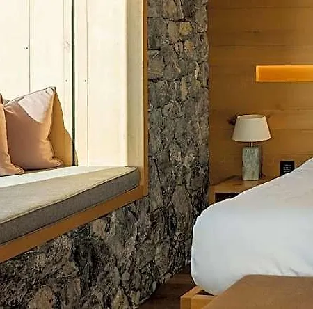 Chetzeron Mountain Hotel