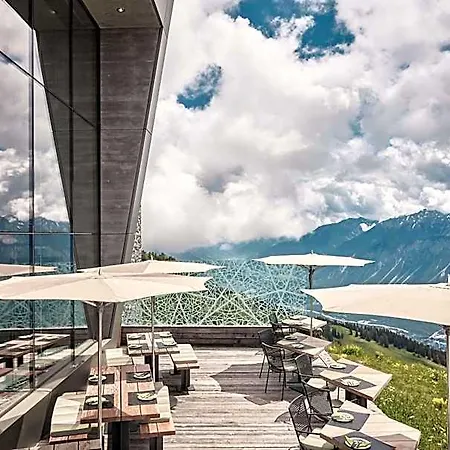 Chetzeron Mountain 4* Crans-Montana