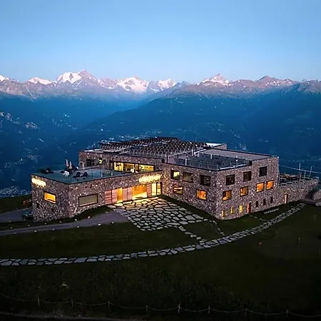 Chetzeron Mountain Hotel
