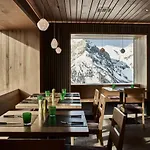 Chetzeron Mountain Boutique
