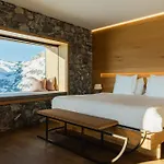 Chetzeron Mountain Boutique Hotel